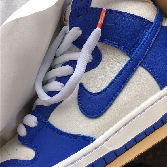 Nike | Shoes | Nike Sb Dunk Orange Label Kentucky Blue  display picture 3
